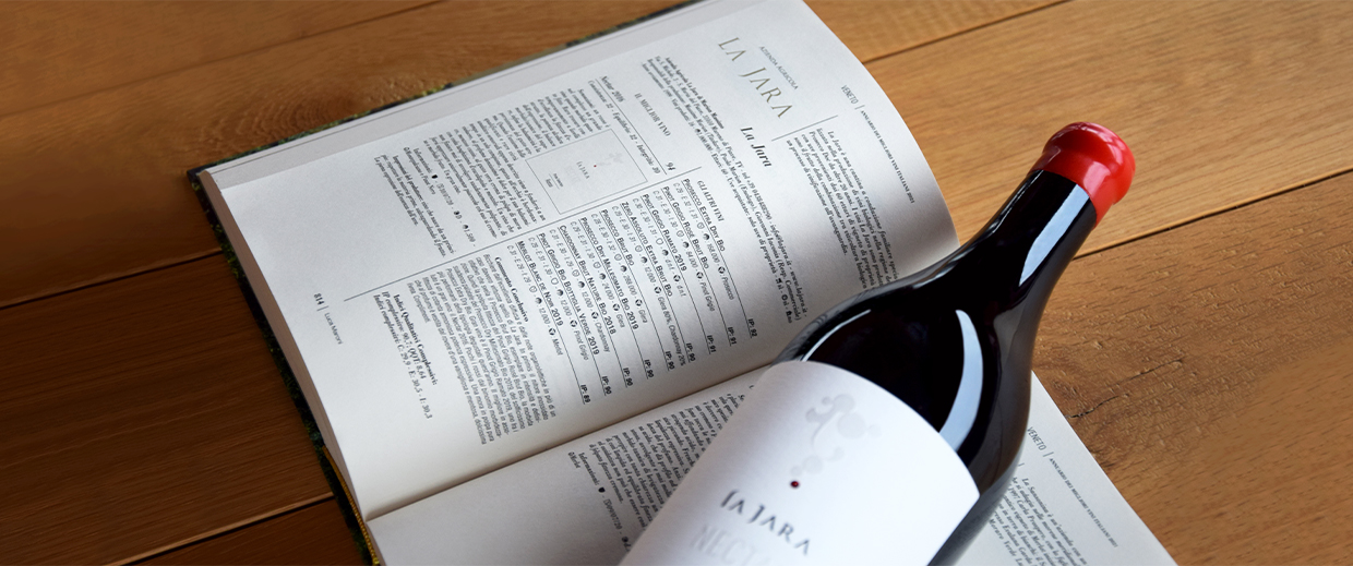 Our wines reviewed in “Yearbook of the best Italian wines 2021&#8243; by Luca Maroni